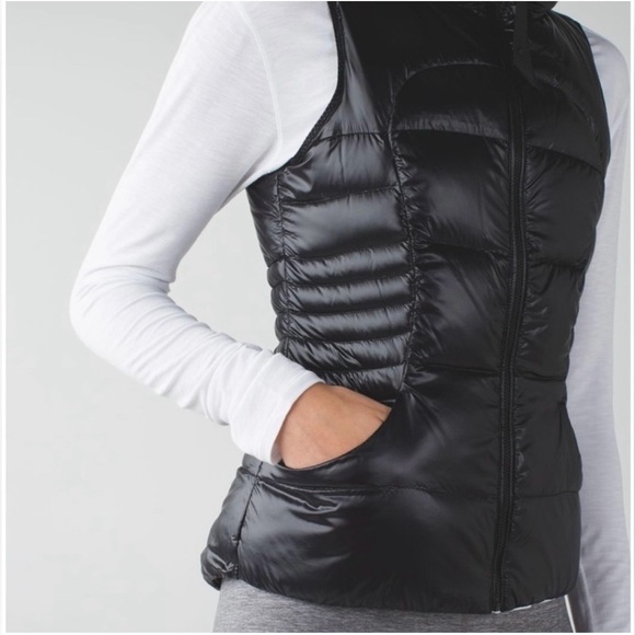 Lululemon Fluffin Awesome 800 Down Filled Vest Black Excellent Condition 2